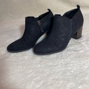 Franco Sarto Banner Black Suede Round Toe Ankle Boot Size 5